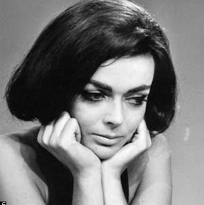 Barbara Steele Photo 29