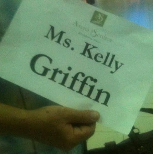 Kelly Griffin Photo 14